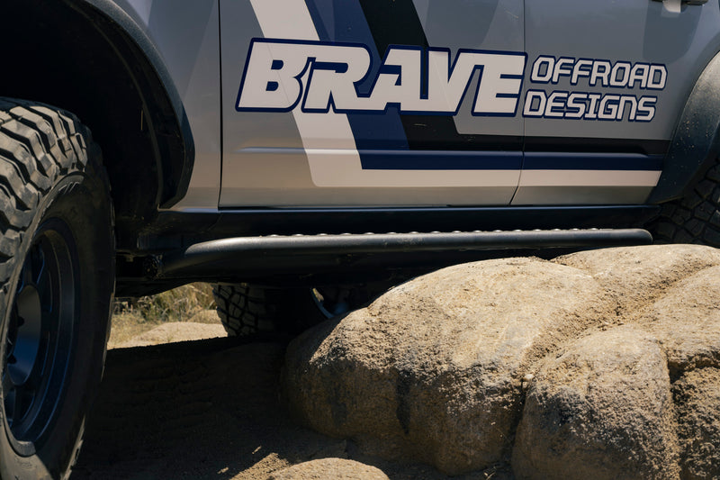 Load image into Gallery viewer, Brave Offroad Bronco Rock Slider on Rock View
